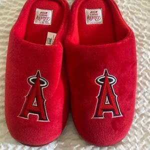 Los Angeles Angels Slippers NEW